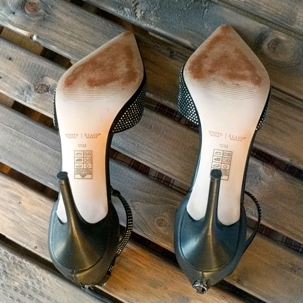 Shoes - Picture 2 of 4
